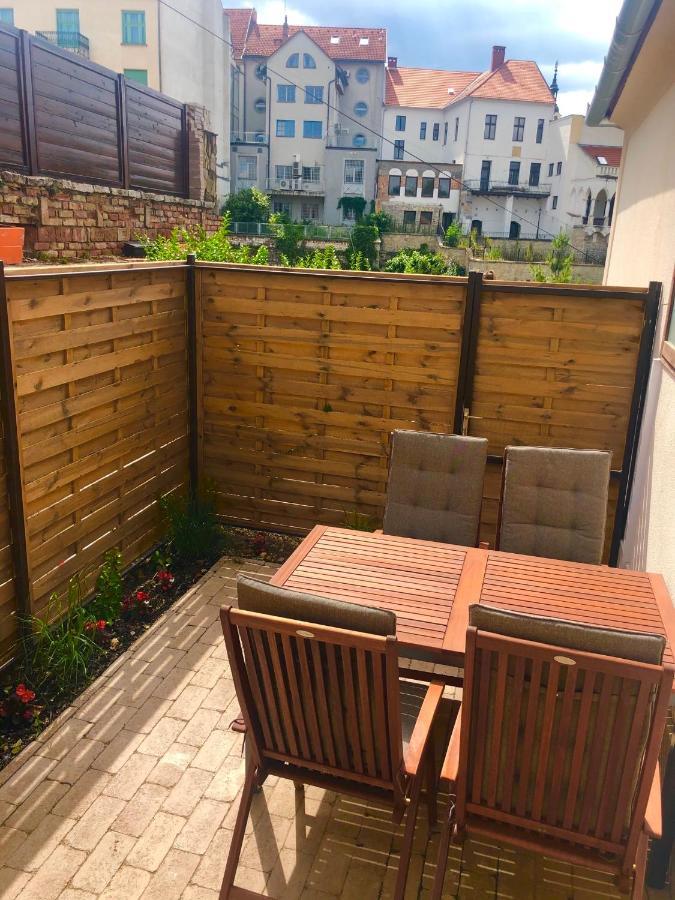 Boroka Apartman Belvaros Veszprém Exterior foto